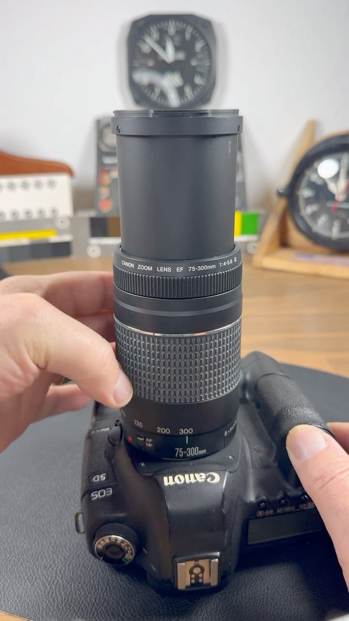 Canon EOS 5D Mark II w/ Canon Zoom Lens EF 75-300mm III from 1999