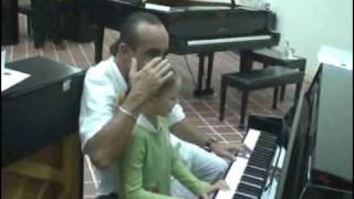 Download Lagu Raul Di Blasio Corazon De Niño MP3 Raul Di Blasio Corazon De Niño