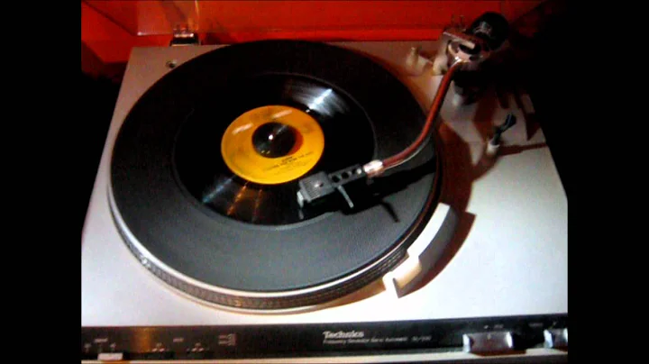 Queen - Another One Bites The Dust (Vinyl 45rpm)