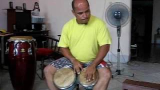 Bongo lesson with el Panga - martillo con variaciones