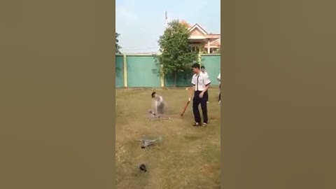 Bắn tên lửa nước 10A9 THPT Nguyễn Hữu Cảnh