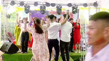 RIMIT NHAY CẢ LÀNG CHỈ CÓ ĐÁM CƯỚI VÙNG  CAO QUẢNG NGÃI VUI THẬT