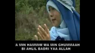 Wafiq Azizah-Sholawat Badar