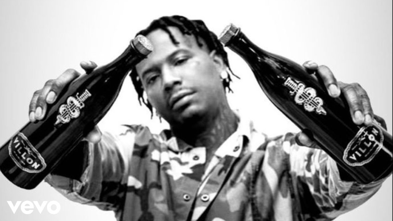 Moneybagg Yo ft. BIG30 - Clear Da Air [Music Video]