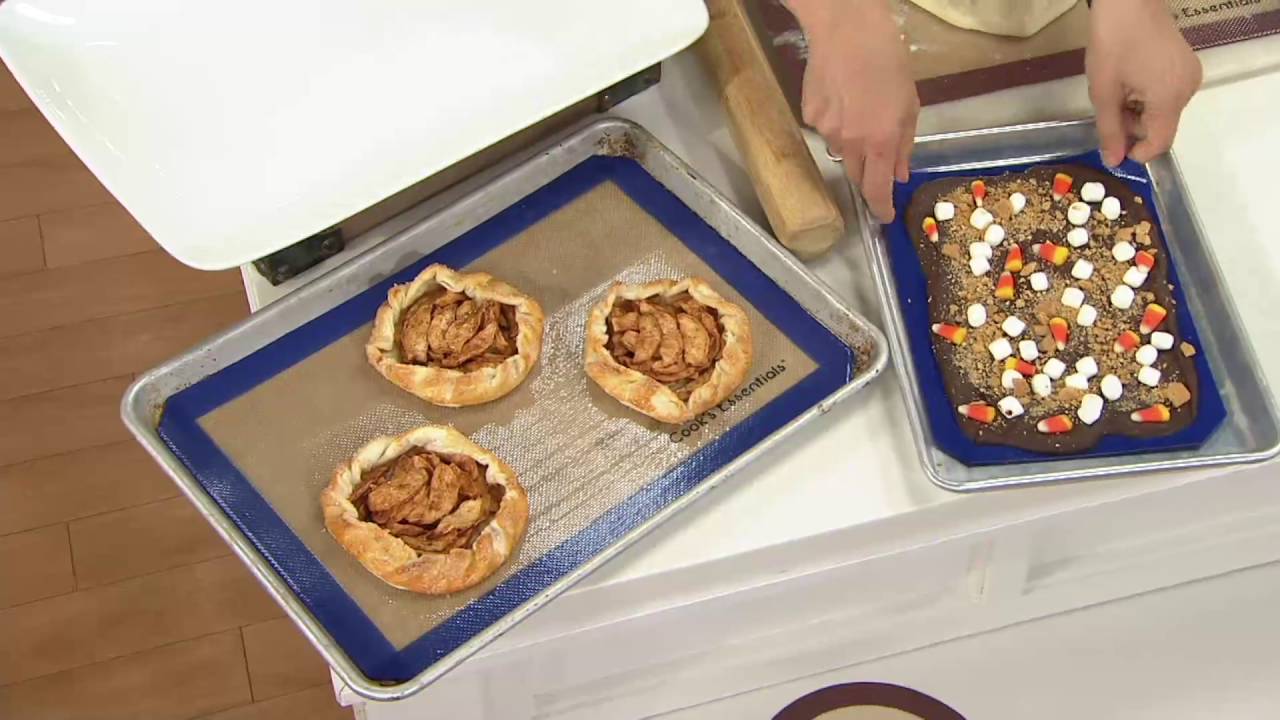 CooksEssentials 6-piece Silicone Baking Mat Set on QVC - YouTube