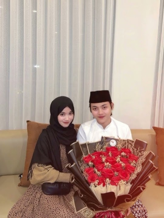 Ketika Ning Salma Memberikan Suprise Ke Gus Ivan#gusivan #love #gus #subscribe #shortsviral #shorts