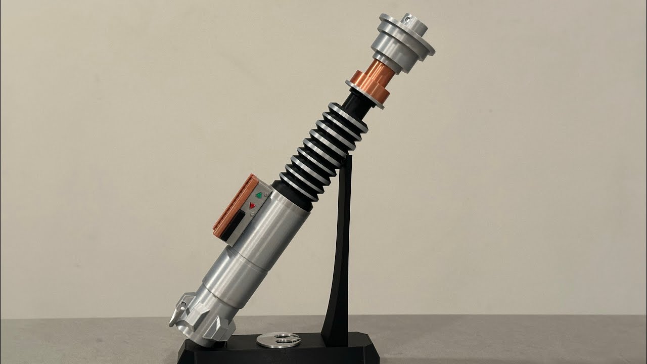 Luke Skywalker EP 6 Lightsaber Kit Assembly Tutorial