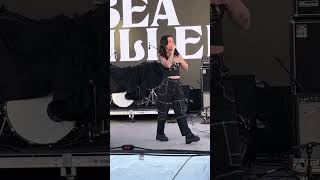 Bea Miller “hallelujah” - LIVE in Oceanside