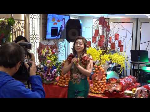 20190302芯妮同財神挀利是