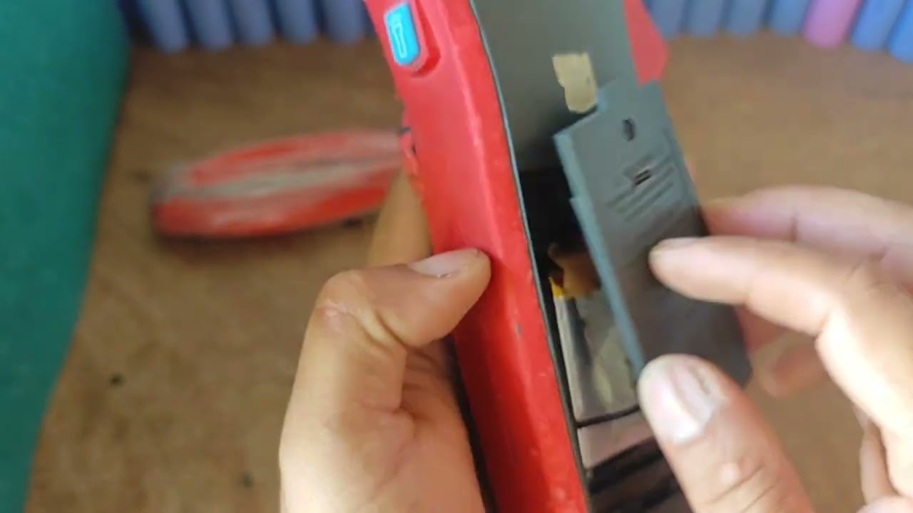 How to replace and Modify a multi clamp meter  battery