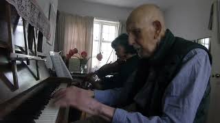 I Want To Be Happy - 96歳 96 year old piano violin Social Bubble Jazz ソーシャルバブルジャズ　歌詞の和訳をつけました