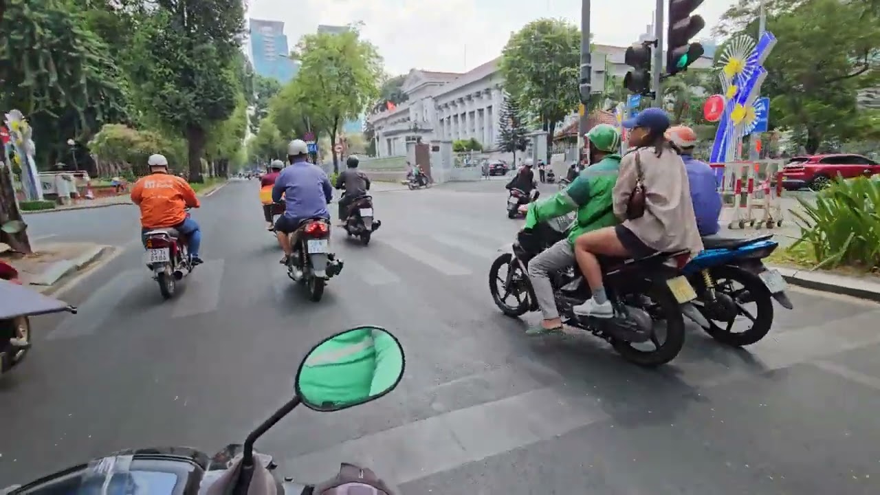 my first time sitting on a bike in vietnam 🇻🇳