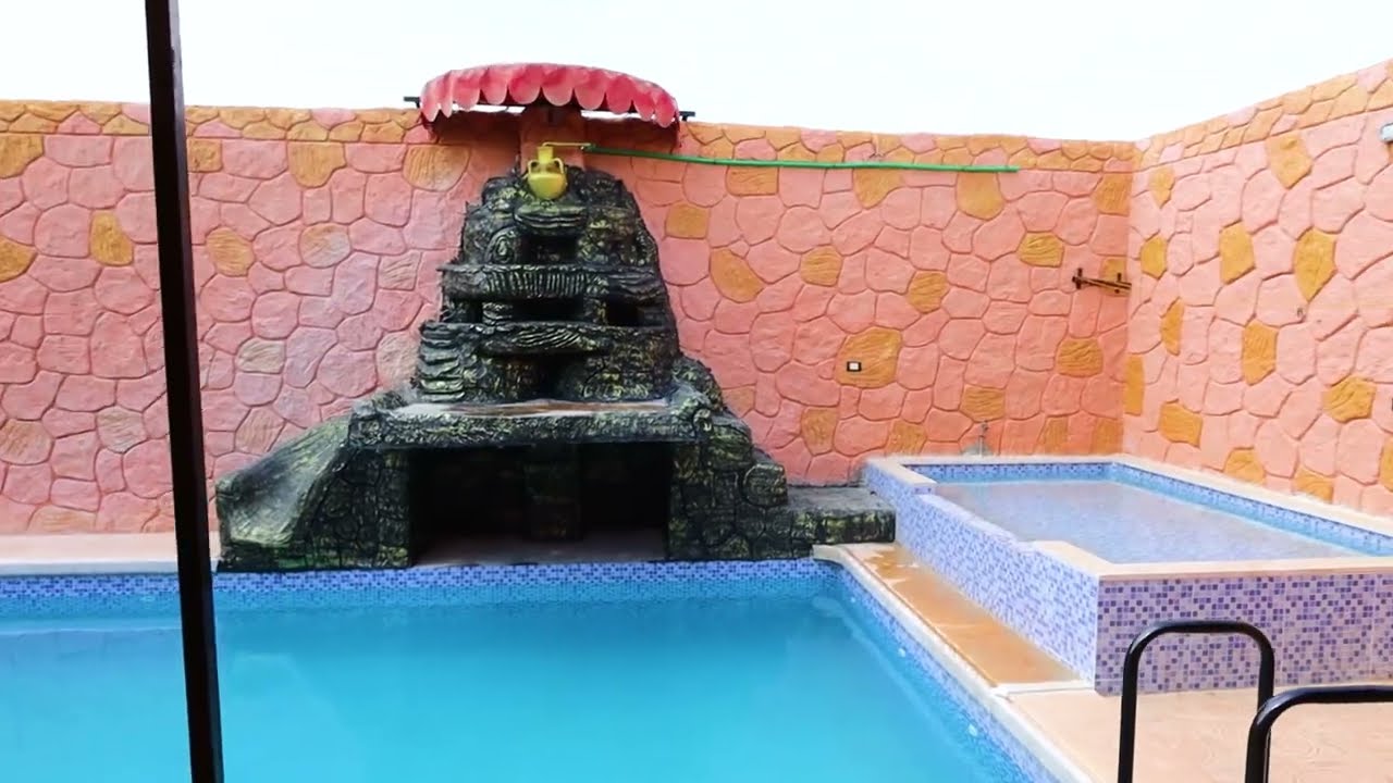 مسبح عمر العائلي