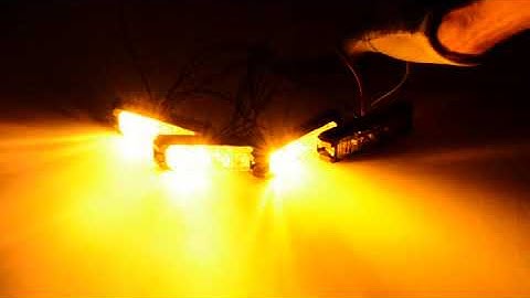 V1SUPERSTORE L01-114 Emergency 4 LED Hazard STROBE LIGHT AMBER Synchronize