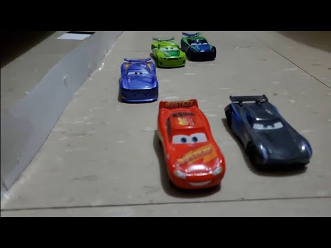 Cars 3 "Lightning McQueen Crash" Diecast Remake,(Stop Motion) Cars 3 "Lightning McQueen Crash" Diecast Remake,(Stop Motion)