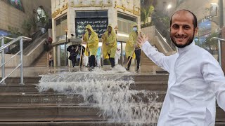 Watch two hours of heavy rain in Mecca and the Grand Mosque