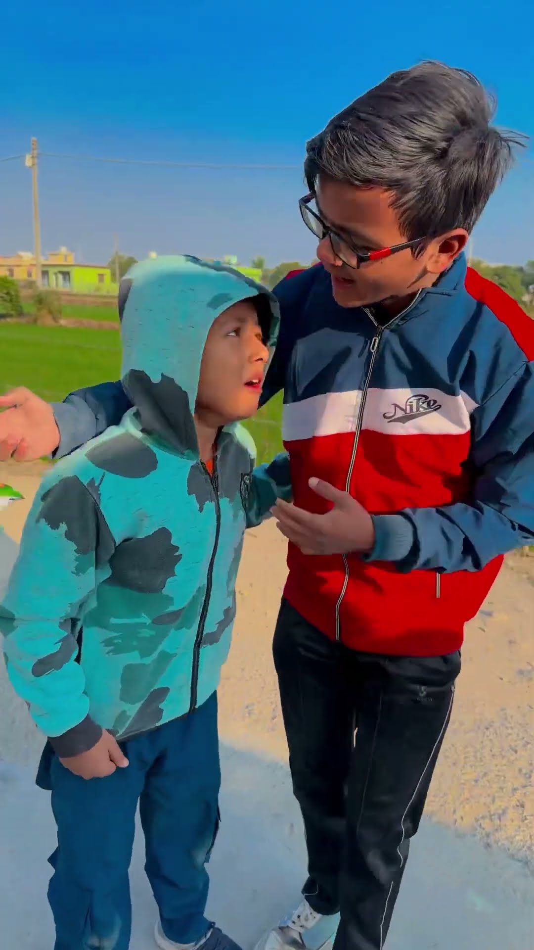 Bhai Aram Se Chalte Hai ?? #shorts #love #trending #ytshortsindia #viralvideo
