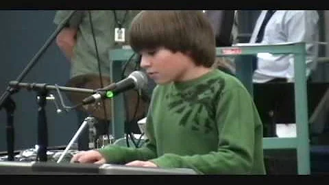 Sam Nelson performs John Lennon's "Imagine" at sch...