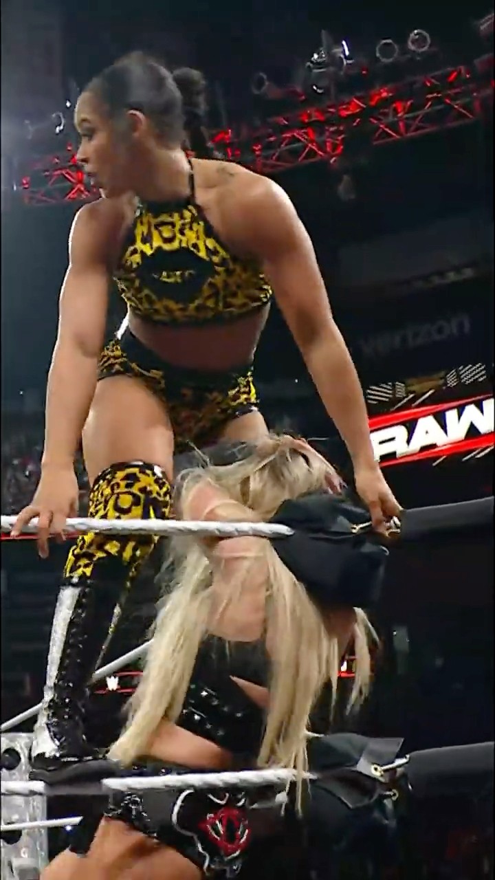 Bianca Belair is FIRED up! ?‍? #RawOnNetflix #WWERaw