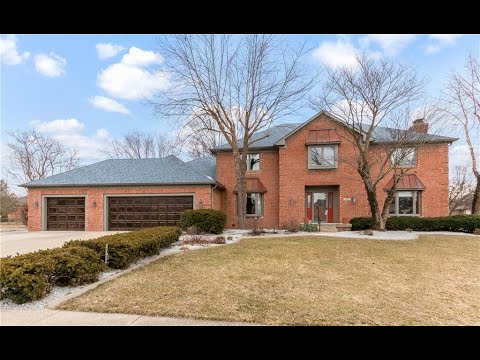 2177 Willow Lake Drive, Greenwood, IN home video tour