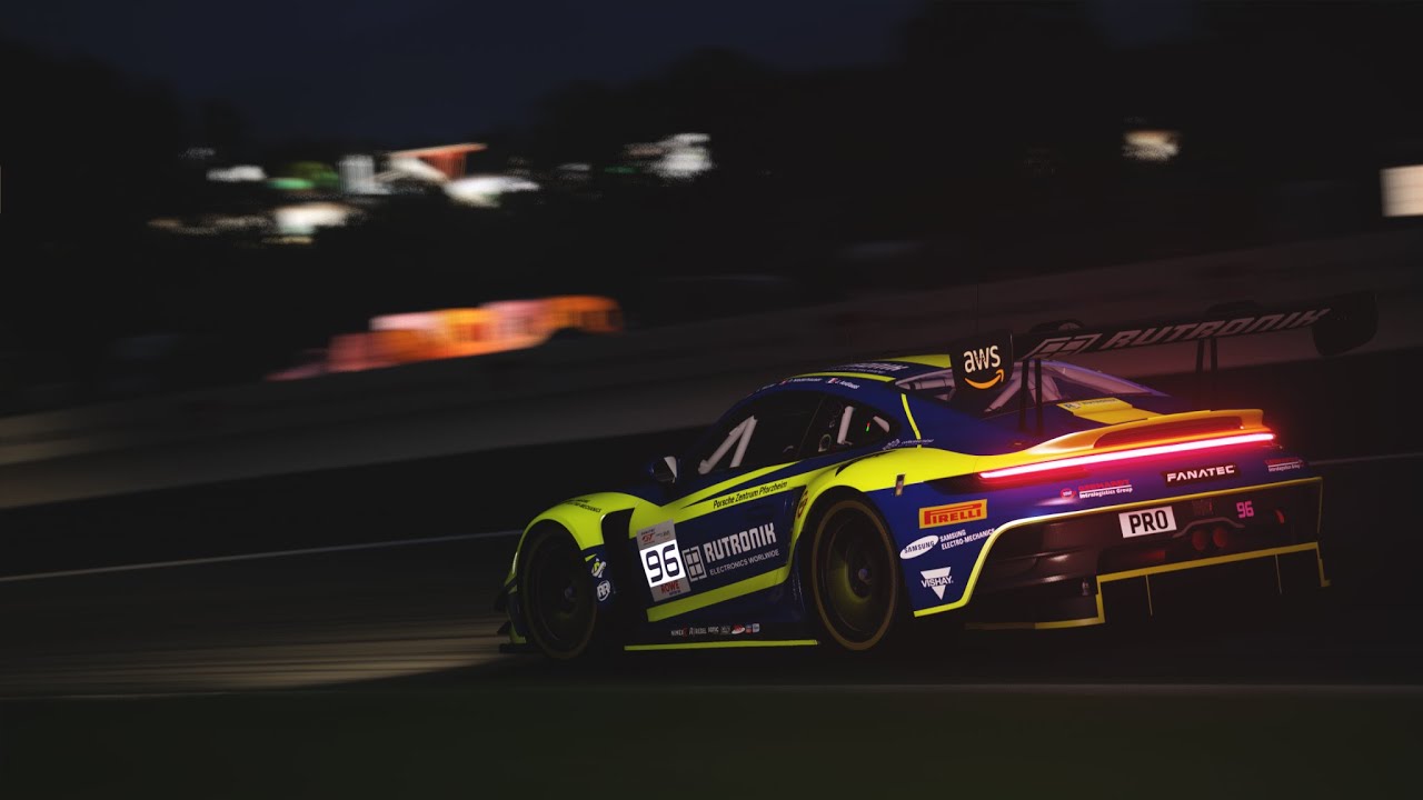 RSS Porsche 992 GT3   İNTERCİTY İSTANBUL PARK YARIŞI