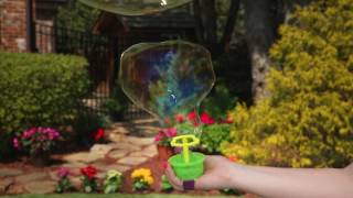 Gazillion Bubbles PALM BUBBLE JUGGLER - How to video