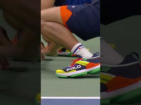 ✌️😆 Il était impossible à attraper ! #shorts #tennis #insects