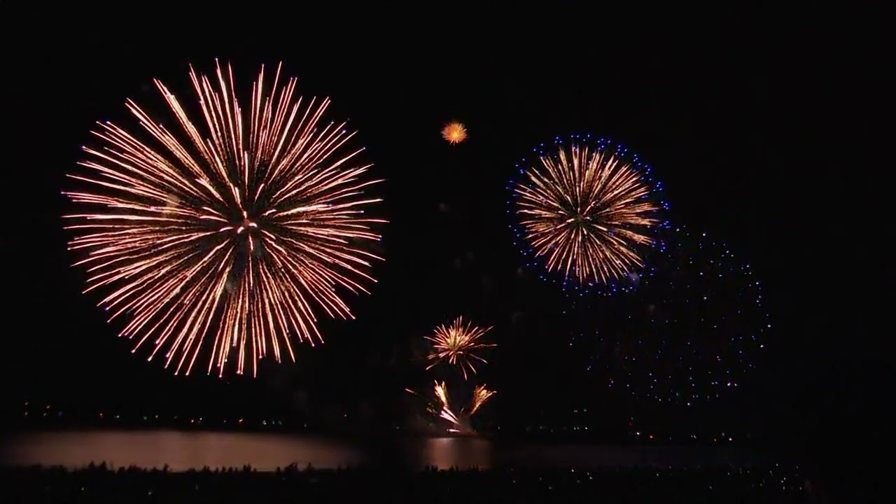 三連花火 紫雲争艶5連 No150 | 打ち上げ花火 | eはなびやさん│圧倒的な品揃え