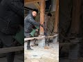 家全体を持ち上げる建設プロセス