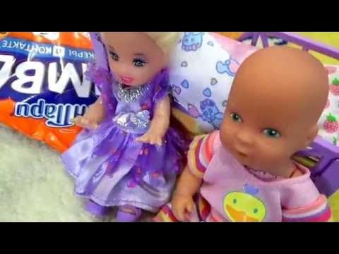 Даринелка тв. Лицо даринелки тв. Мимимишки даринелка тв макс и катя. Света и кукла и катя. Даринелка тв макс накакал в штаны.