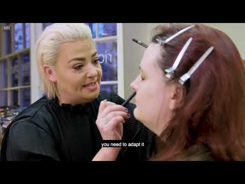 Lisa Armstrong's uncut makeup tutorial. How to achieve a quick & easy day to night look (pt 1 of 3)
