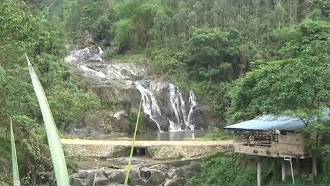 Thác nước đẹp nhất bản làng vùng cao tây bắc - người rừng