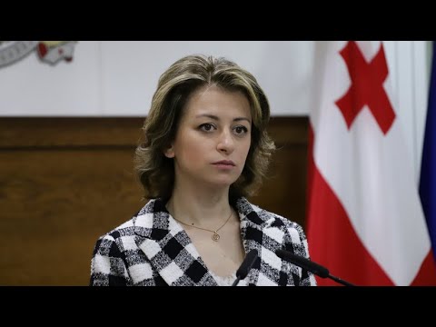 სად მიიღო ეკატერინე ტიკარაძემ სამედიცინო განათლება
