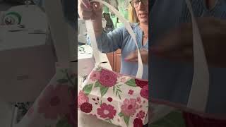 Let’s make a tote bag with a vinyl tablecloth and a placemat! 