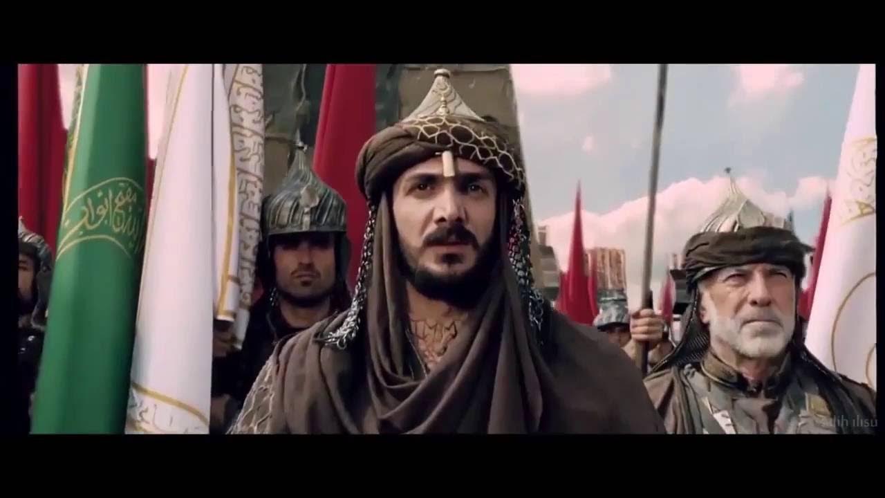 Qiz hayajonlanadi va beradi Porno balandligi olchagich