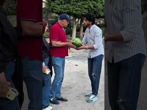 بتقدم لبنته ببطيخه وطلعت حمرا😂💔#اكسبلور #funny #funnyvideo
