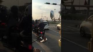 Download Lagu Lewat lampu merah gerbang tol colomadu karanganyar 2 oktober #shorts MP3