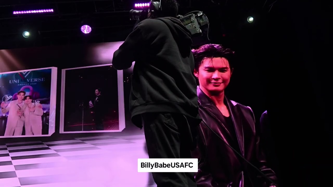 BillyBabe chatting with fans in Mexico-  #BillyBabe1stFMinMEXICO #bbil1ypn #babiibabe #BillyBabe