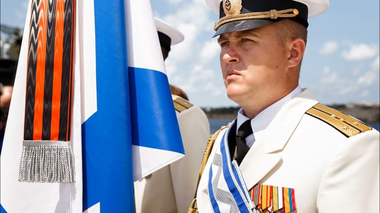 главный моряк. парад вмф в санкт-петербурге 2020. матросы черноморского флота россии. игорь касатонов адмирал корабль. штаб вмф в петербурге.