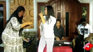 Download Lagu KEDER BALIKE - DIAN SASTRA  || COVER By. Tia Naze #RojoLangitChannel MP3