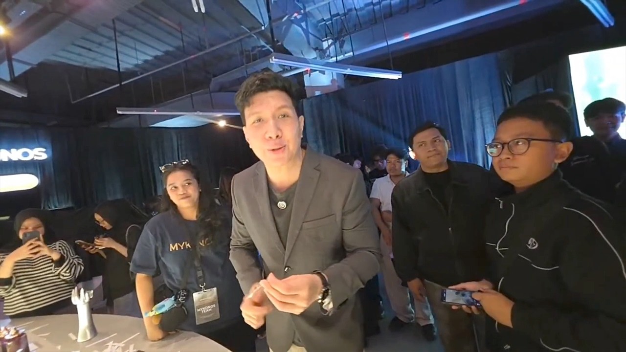 AKU IRL KE EVENT MYKONOS KEREN BANGET GILA