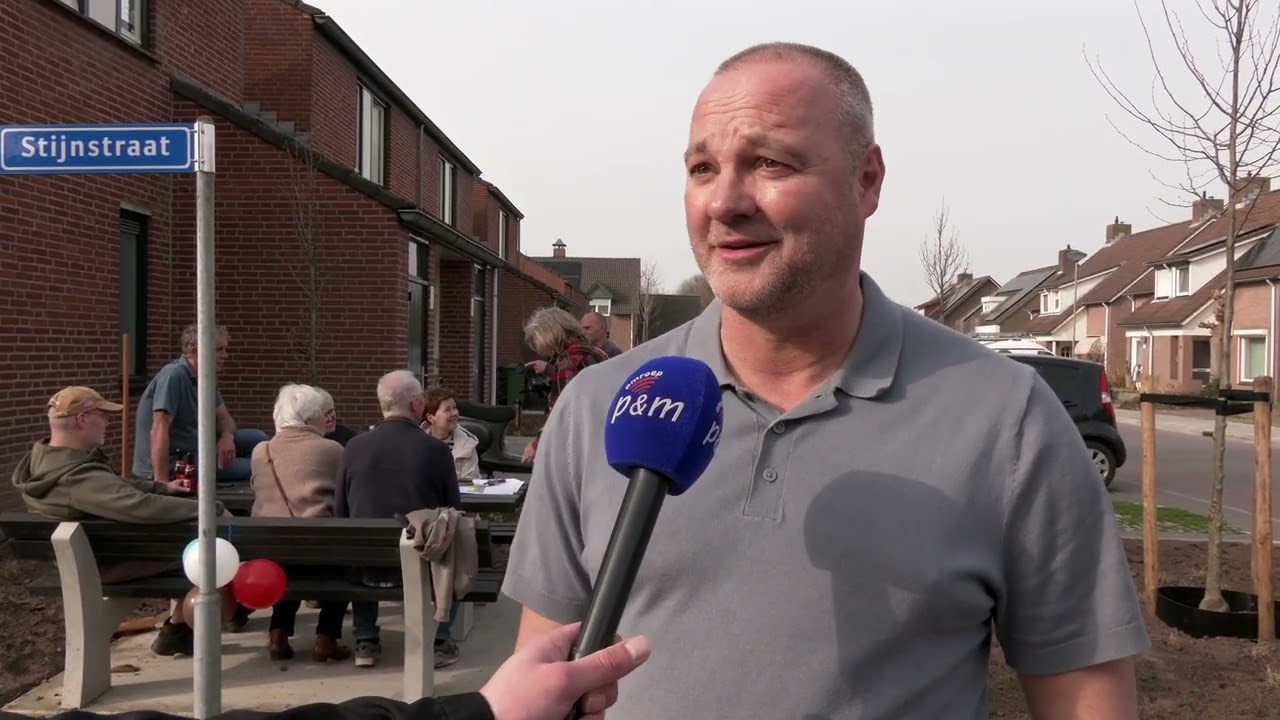 Bewoners Arnoudstraat zorgen samen voor groener straatbeeld in Maasbree