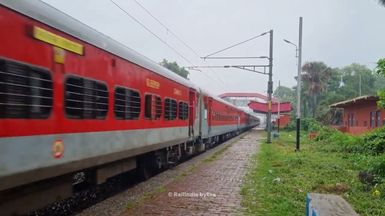 15733 Balurghat - Bathinda Farakka Express : Skipping Sadisopur Railway Station at 130 Kmph