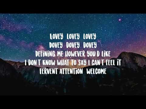 LE SSERAFIM (르세라핌) - 