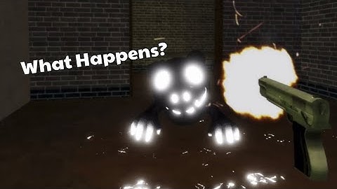 WHAT HAPPENS WHEN YOU SHOOT THE TAG BOT / CRAWLING TRAP? - Piggy Myth Busting!