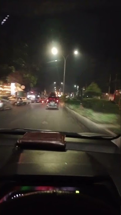 Story Jalan-Jalan Malam Pake Mobil
