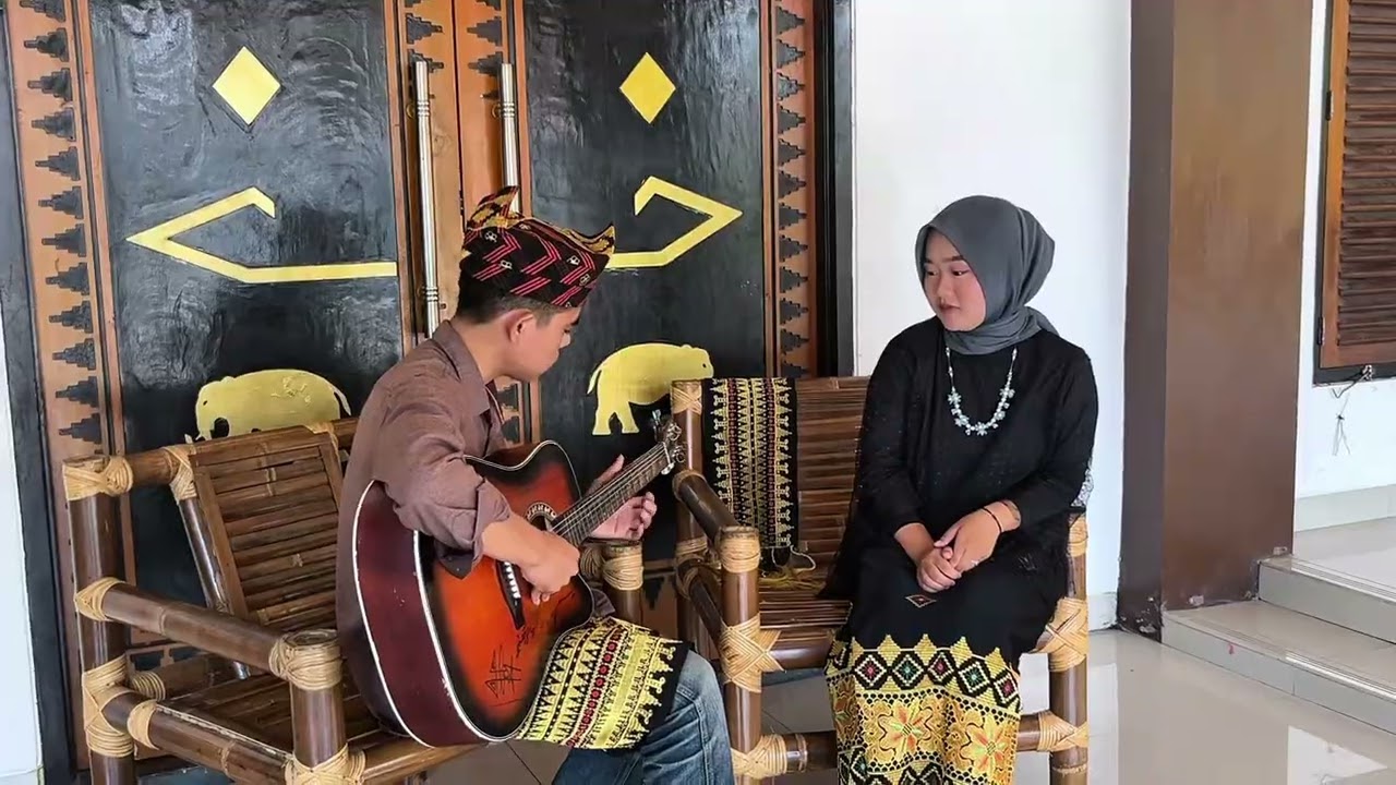 Cipta Lagu Gitar Klasik Lampung Saibatin judul “ TIKHAM DIKU 