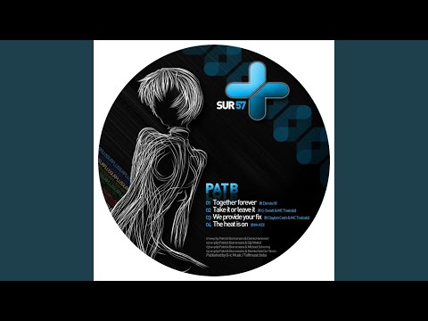 Putar The Heat Is On - Pat B