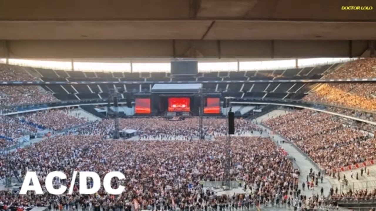 AC/DC arrivée sur scène Paris 2025 ! Génial !!!! - YouTube