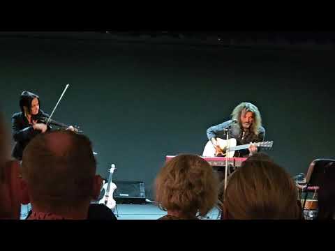 Holeček & Dvorská (Random Double) -  Circles,  Plzeň 24.11.2025